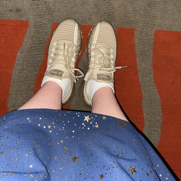 Steve Madden Maxima Blush Gold Nude Sparkle Rhinestone Sneakers Size 9.5M - Picture 2 of 12